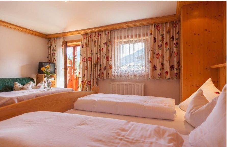 Pension Edelweiss Alpbach Exteriör bild