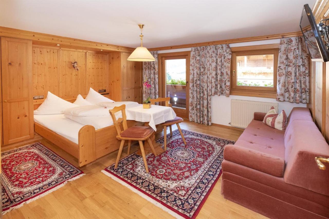 Pension Edelweiss Alpbach Exteriör bild