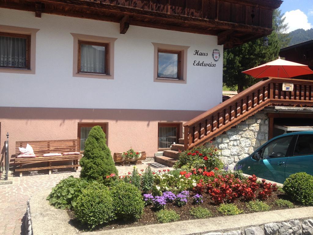 Pension Edelweiss Alpbach Exteriör bild