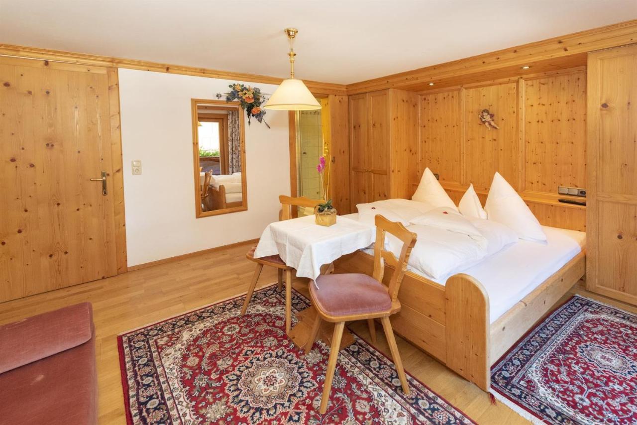 Pension Edelweiss Alpbach Exteriör bild